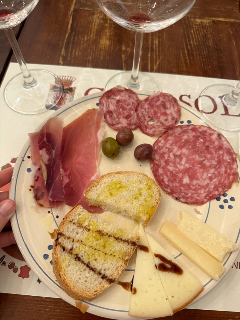The best wine tastings & authentic dining in Chianti, Italy – Fattoria Casa Sola